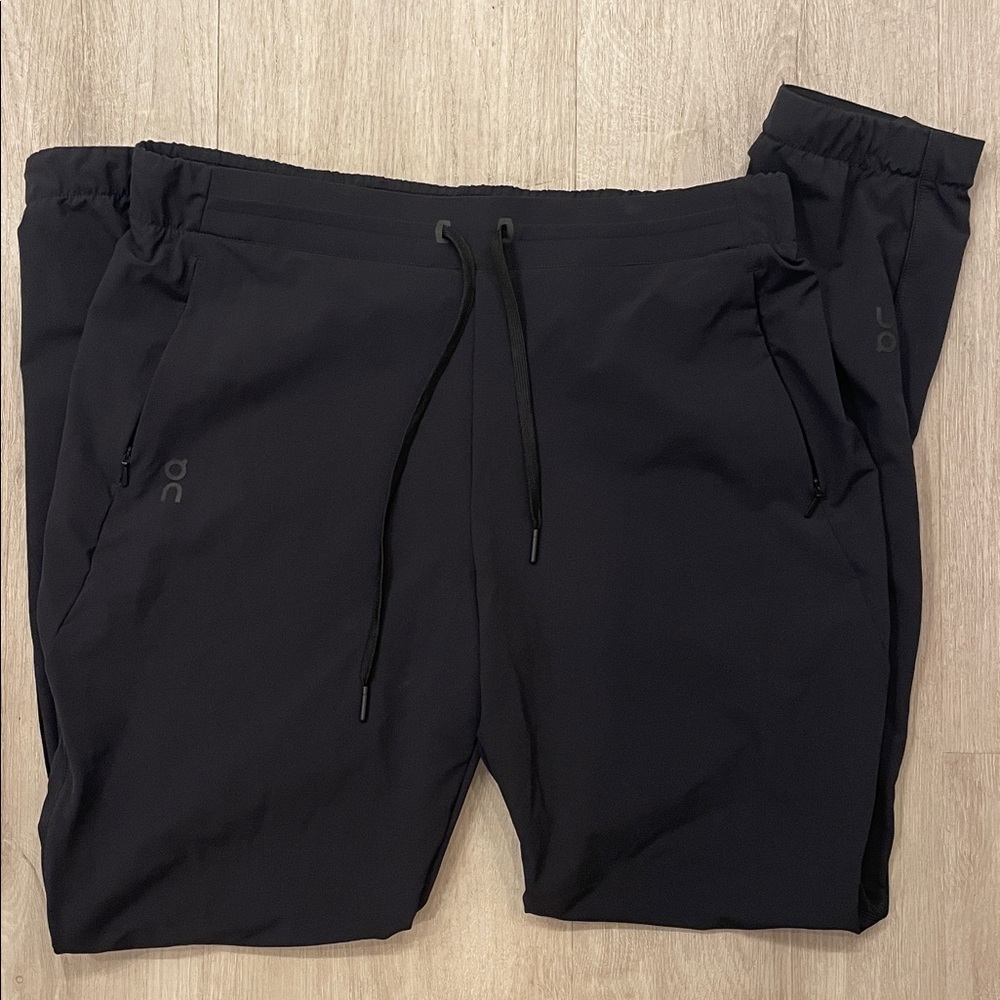 ON Running Women's Active Pants M, Black, Size Large - Picture 4 of 4
